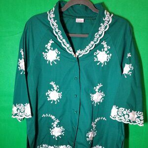 Vintage Trinie Womens M Green White Floral Embroidered Button Up Blouse Retro